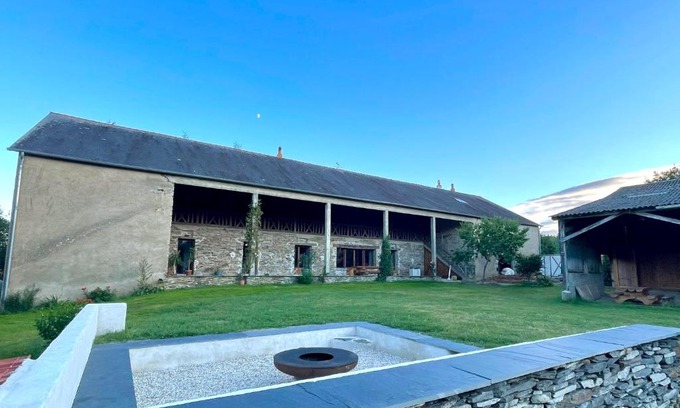 Challain-la-Potherie Casa | Gîte avec piscine intérieur, Le Repère de Choiseau