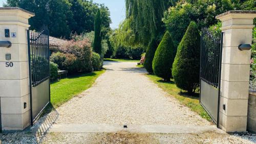 Bergerac Apartamento | Gîte avec piscine et jardin Le Cosy - Les Bergeronnettes Bergerac