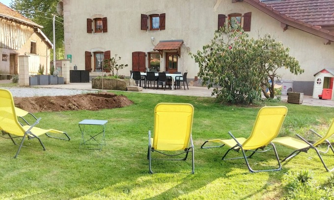 Saint-Nabord Casa | Gîte Belle Fleur à la Campagne