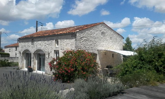 Pons Casa | Gîte climatisé * Le Pigeonnier