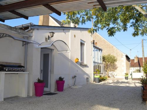 Saint-Avertin Casa | Gîte confortable avec jardin, proche de Tours, idéal pour familles, animaux acceptés. - FR-1-381-47