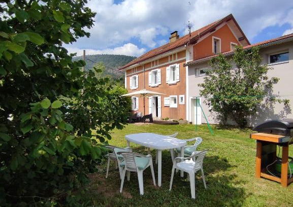 Saint-Ame Apartamento | Gîte cosy avec avec jardin et parking privatifs - Hautes Vosges