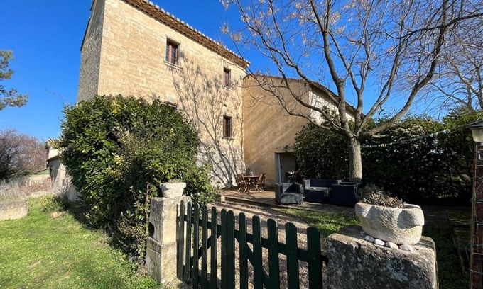 Saussan Casa | Gîte dans un domaine viticole, entre Montpellier et Sète, proche de la mer