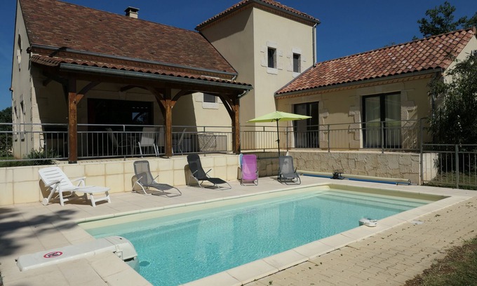Grolejac Casa | Gîte de 150 m² Pour 6 Personnes à Proximité de Sarlat et de Domme