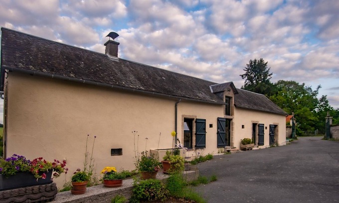 Albussac Cabaña | Gîte de Charme Dans la Campagne Corrézienne