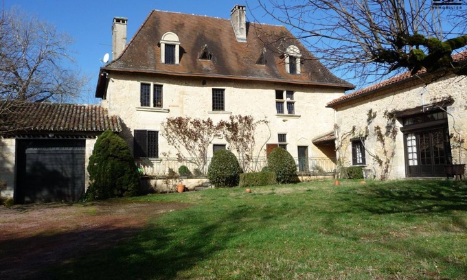 Champcevinel Casa | Gîte de Charme en Pleine Nature