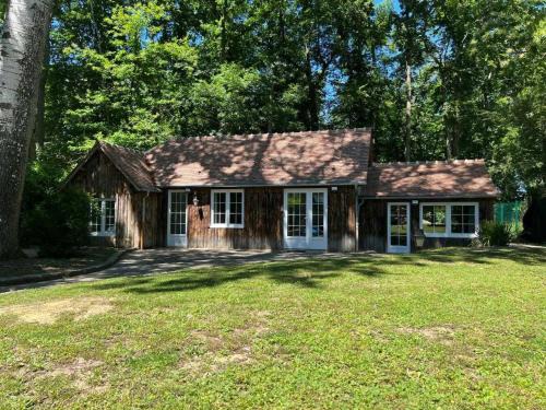 Andelu Casa | Gîte de charme près du Zoo de Thoiry, jardin clos, tout inclus, wifi, idéal famille. - FR-1-527-6