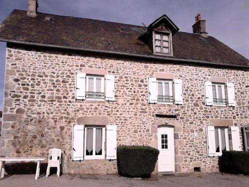 Couffy-sur-Sarsonne Apartamento | Gîte de France à Couffy-sur-Sarsonne 2 épis - Gîte de France 7 personnes MAE-9124
