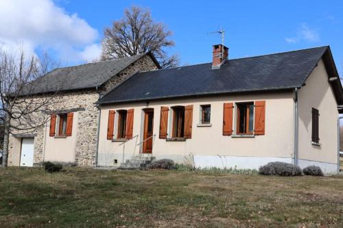 Chamberet Apartamento | Gîte de France à Chamberet 3 épis - Gîte de France 4 personnes MAE-9374