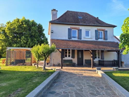 Saint-Yrieix-la-Perche Casa | Gîte de La Grange Ovalaire