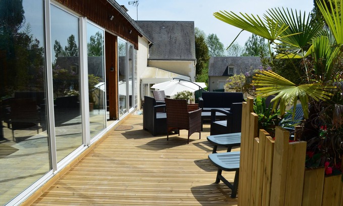 Nazelles-Negron Casa | Gîte de la Merluchette con piscina cubierta - 4 estrellas