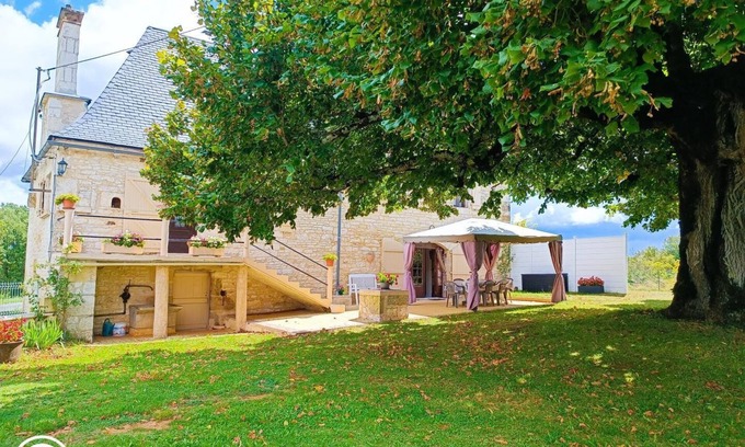 Gignac Casa | Gîte de Lachablancherie