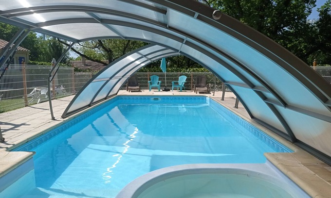 Limogne-en-Quercy Casa | Gîte de Lescurou Emeraude Cottage 4 Guests–Pool, Garden & Peaceful Family Escape
