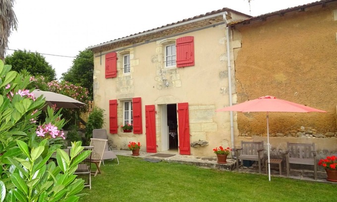 Berson Casa | Gîte de Monfollet - Berson