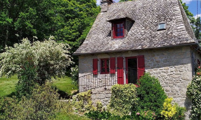 Ladinhac Cabaña | Gîte de VACHANDOU etiquetado G de France Cantal estancias cortas posibles