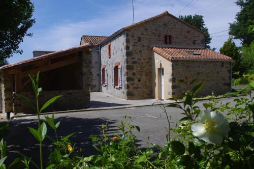 Pouzauges Casa | Gîte des 2 Pat'