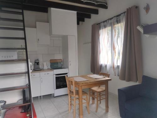 Riom Apartamento | Gîte des hirondelles