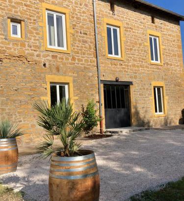 Bully Casa | Gîte Domaine du Berret 8 pers