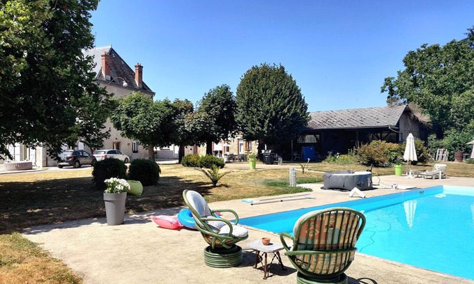 Bussiere-Dunoise Cabina | Gîte, dormitory: house 100m2
