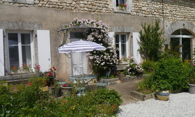 Chazelles Casa | gîte du luquet