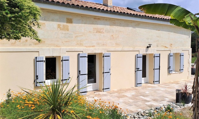 Saint-Andre-de-Cubzac Casa | Gîte du pont de Lapeyre, 3* bed and breakfast