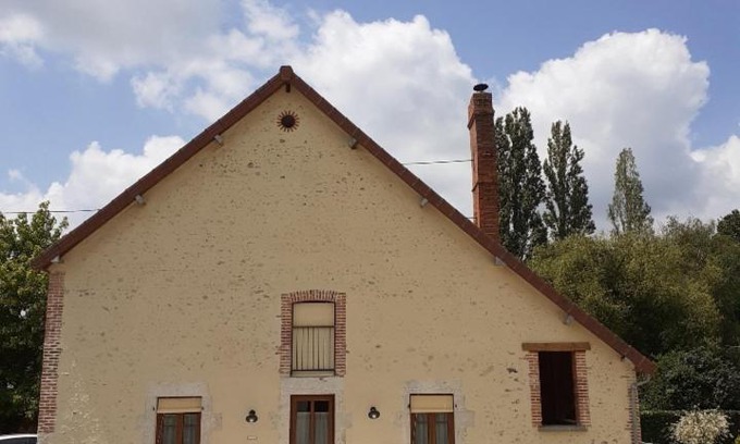 Saint-Martin-sur-Ocre Casa | Gîte entre Loire et Campagne
