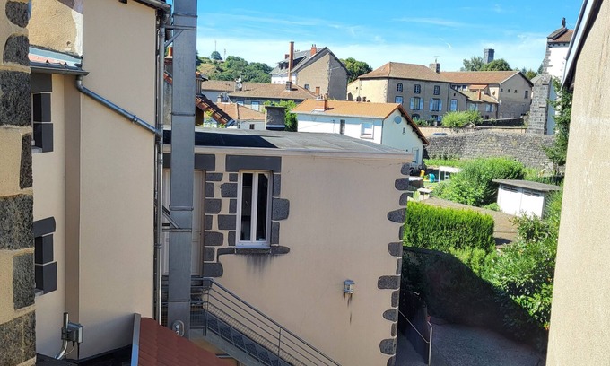 Pontgibaud Casa | Gîte Familial au Coeur des Volcans D'auvergne !