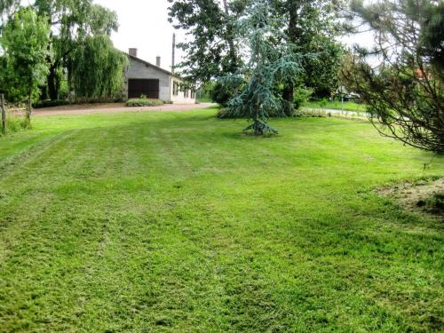 Mazieres-de-Touraine Casa | Gîte familial en Touraine avec jardin, proche châteaux et vignobles, animaux acceptés. - FR-1-381-240