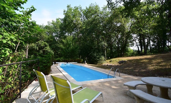Blanquefort-sur-Briolance Casa | Gîte Le Chene avec piscine privée proche Dordogne
