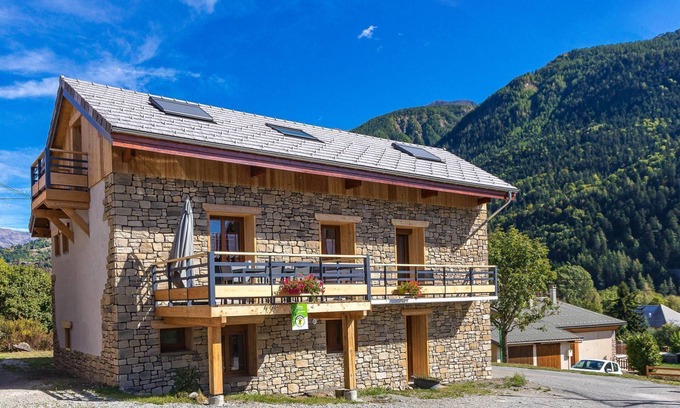 Saint-Jean-Saint-Nicolas Cabaña | Gîte Coste Belle-Gîte-Baño Privado-Confortable-Vista a la Montana