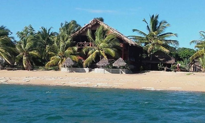 Antafondro Casa | Guyan Lokobe Madagascar Cottage