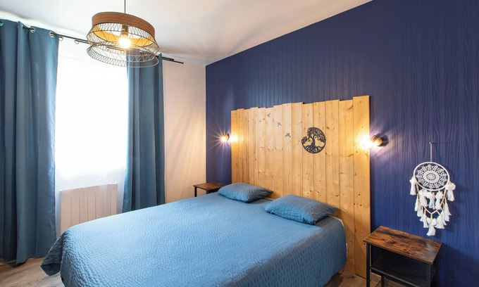 Beynat Apartamento | Gîte Jean Scafer | Heated swimming pool | Wifi | Farm animals | Playroom