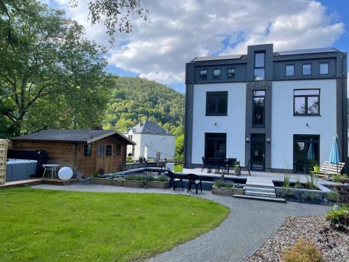 Chaudfontaine Casa | Gîte La Vieille Ferme Chaudfontaine et son jacuzzi