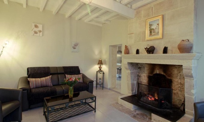 Laroque Casa | Gîte Laroque, 3 pièces, 4 personnes - FR-1-440-190