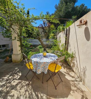 Chateauneuf-les-Martigues Casa | Gîte le Félibre