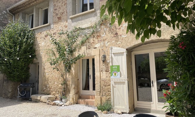Montouliers Casa | Gîte Le Millésime Dans un Charmant Village Typique du Sud