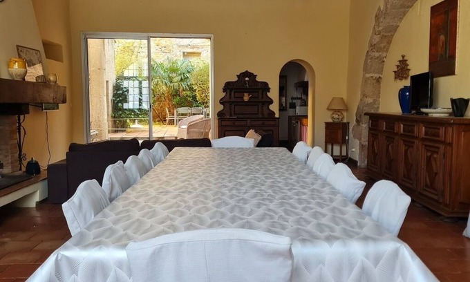 Ornaisons Casa | Gîte Le Ramonétage D'ornaisons by Keskeyspass - 12 Personnes et Grand Patio