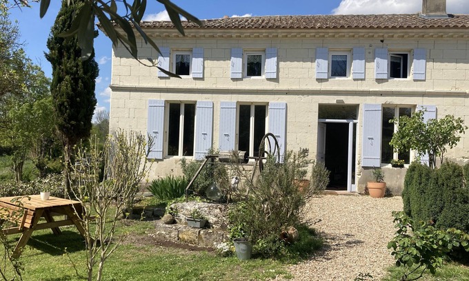 Saint-Dizant-du-Gua Condominio | Gîte les ganivelles