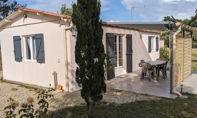 Montendre Casa | Gîte maison à Montendre
