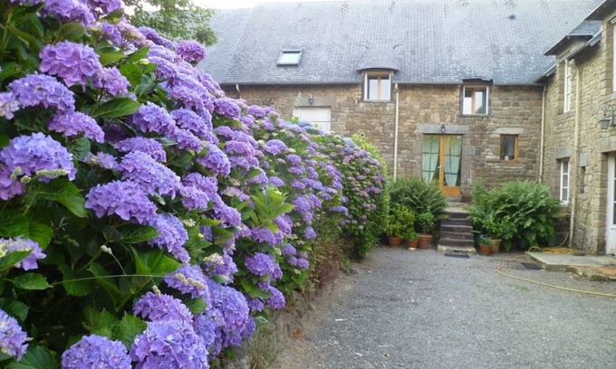 La Rochelle-Normande Cabaña | Gîte, Mt St Michel (30 '), Granville Carnival (15')