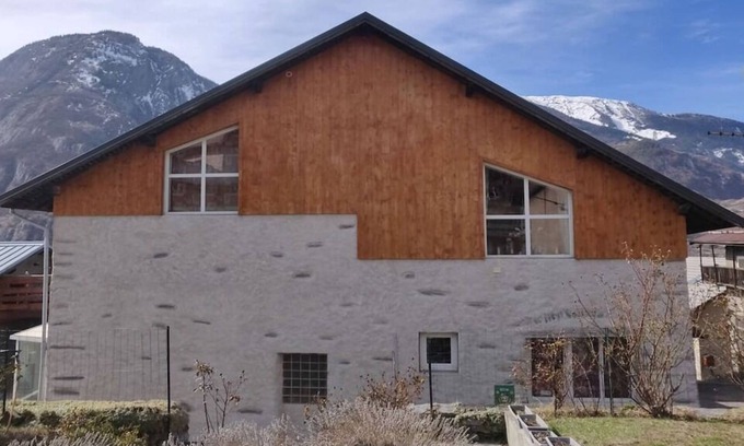 Saint-Martin-de-la-Porte Casa | Gîte Patou et Joel