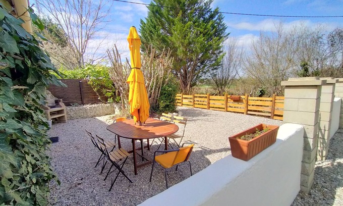 Bellon Cabaña | Gîte "pascalle" Classé 3 Pour 6 Personnes Avec Piscines