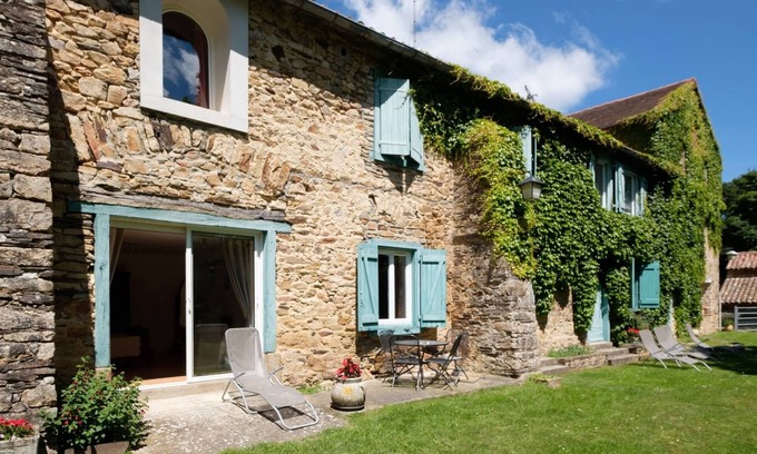 Fontiers-Cabardes Cama Y Desayuno | Gîte Pour 4 Personnes "les Glycines" Près de Carcassonne