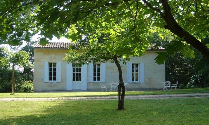 Puisseguin Casa | Gîte Puisseguin, 4 pièces, 6 personnes - FR-1-440-200