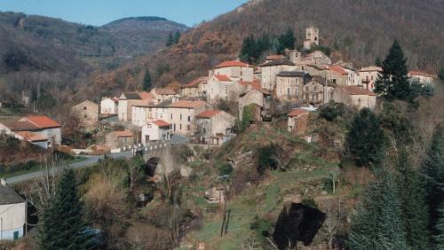 Ferrals-les-Montagnes Apartamento | Gîte Roc Suzadou