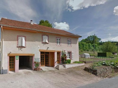 Taintrux Casa | Gîte spacieux avec terrasse et cheminée près de Saint-Dié, à 28 km de Gérardmer - FR-1-589-261