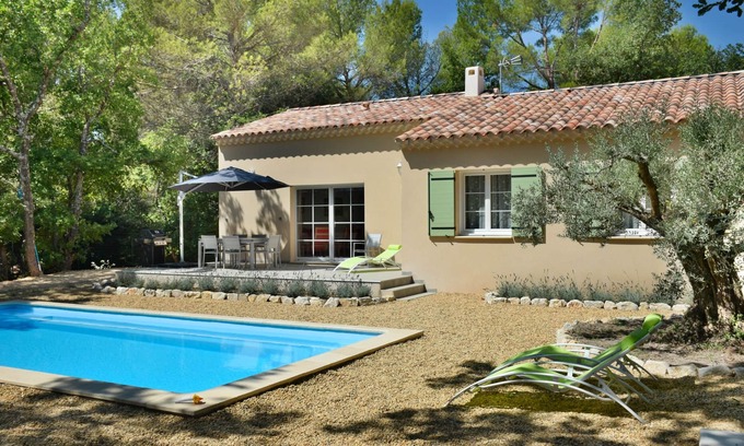 Mazan Villa | Gîte St Joseph | Provenza | Villa nueva: aire acondicionado / piscina climatizada / jardín maduro
