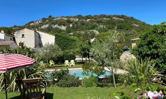 Venasque Apartamento | Gîte studio with loggia in Venasque en Provence