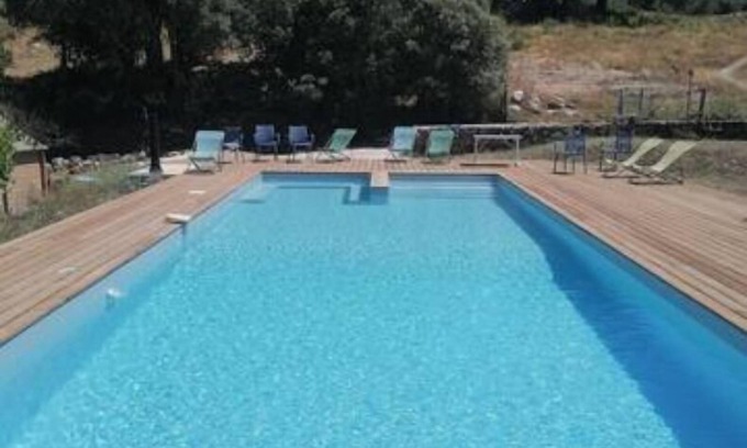 Carbuccia Cabaña | Gîte Suvara au Calme Avec Piscine