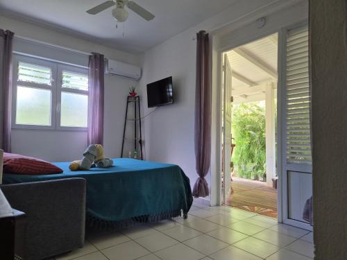 Saint-Claude Casa | Gîte Ti jit la